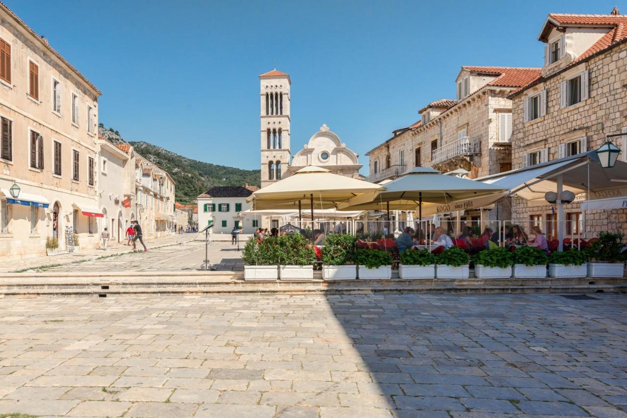 Apartments Villa Tudor 2 Hvar Town Eksteriør billede